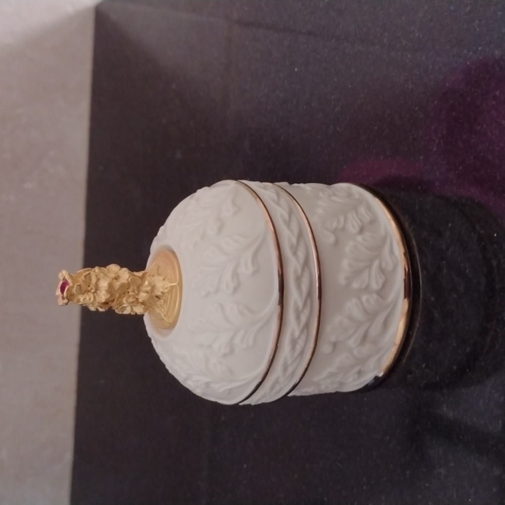 Lenox July Trinket Ring Box